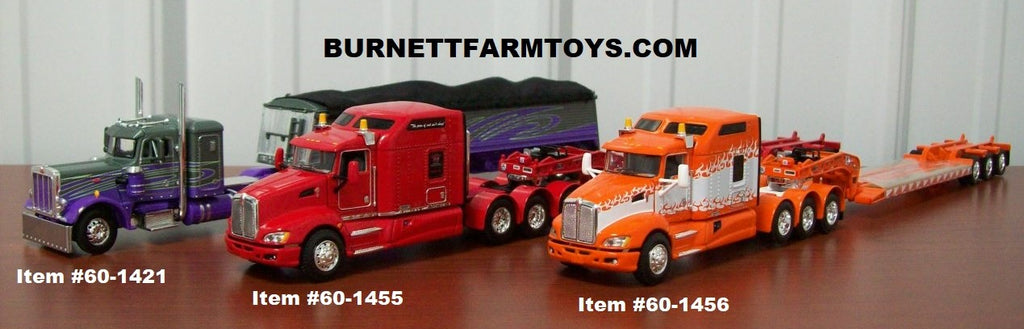 Kenworth T660 with Lowboy Trailer and Peterbilt 359 with Commander Trailer