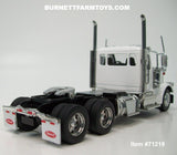 Item #71219 White Peterbilt 589 Day Cab - Hood Opens and Doors Open - 1/64 Scale – Diecast Masters