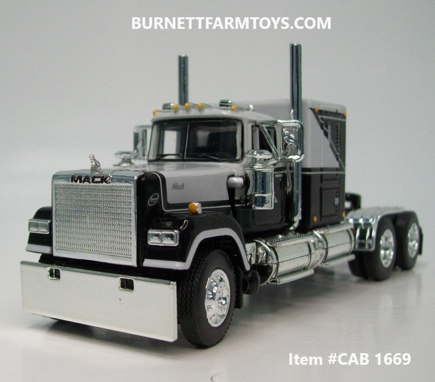 Item #CAB 1669 Light Gray Black Mack Superliner 60-inch